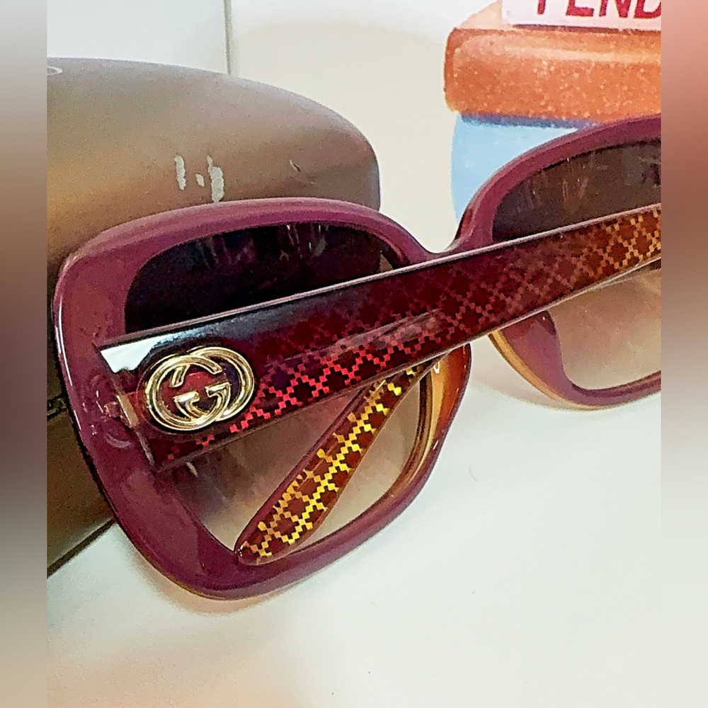 Gucci Tortoiseshell Sunglasses + case - image 2